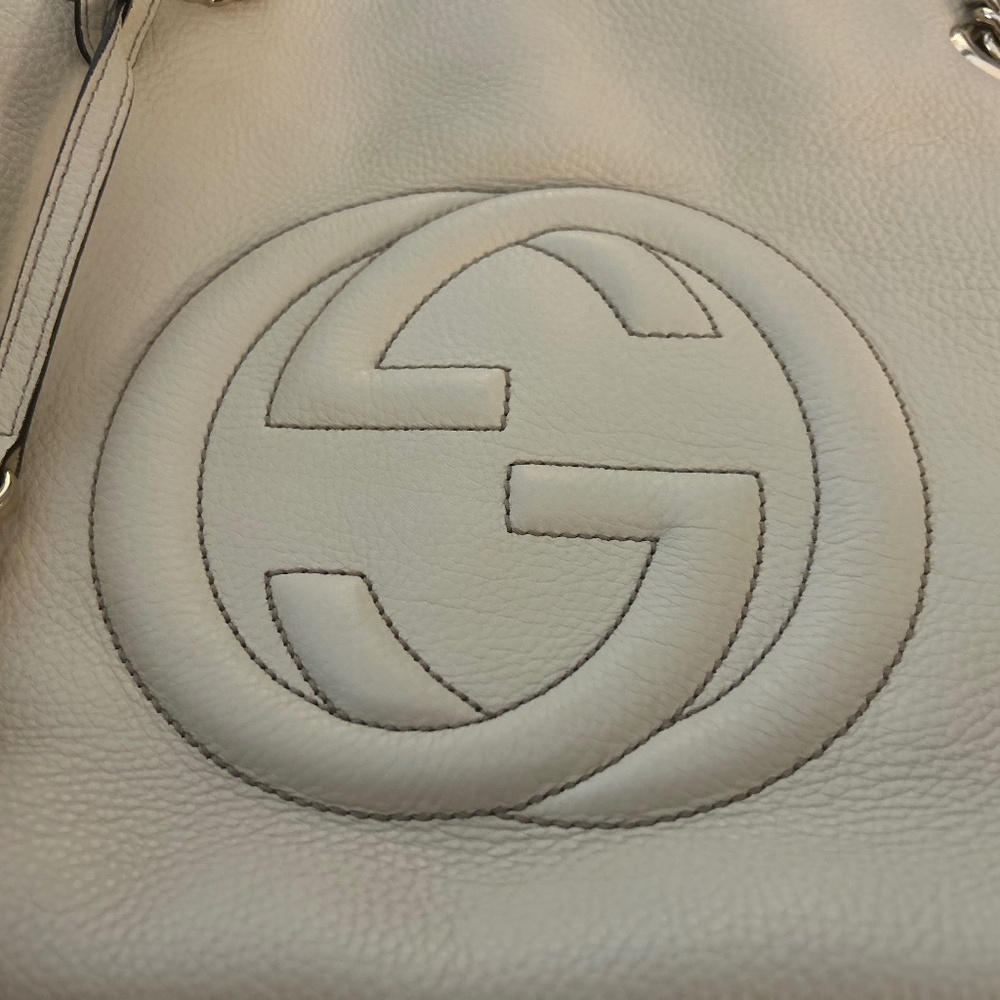 Gucci White Leather Soho Chain Tote - Picture 6 of 16